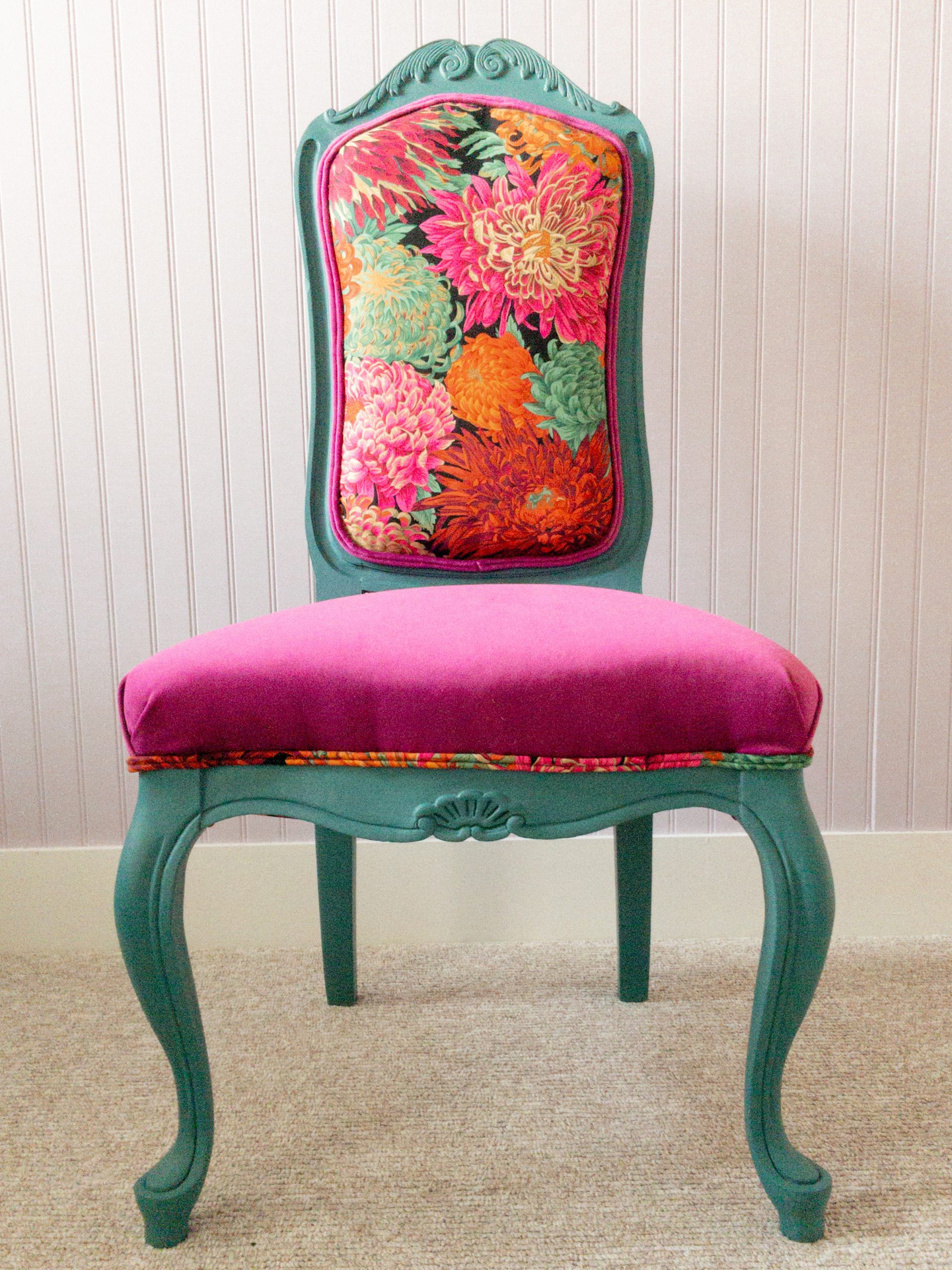 Fleur sauvage floral chair